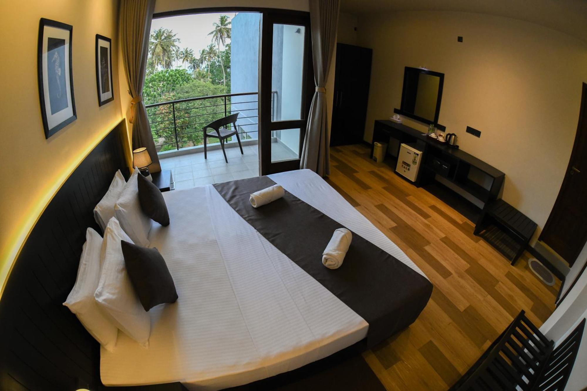 Hiriketiya Beach Resort Dikwella Dış mekan fotoğraf